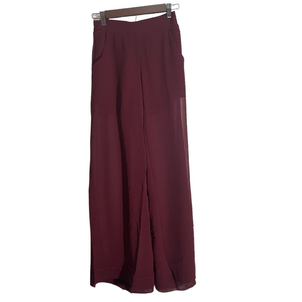 UNIQ Burgandy Seer Wide leg pants with built in shorts - small- NWT
